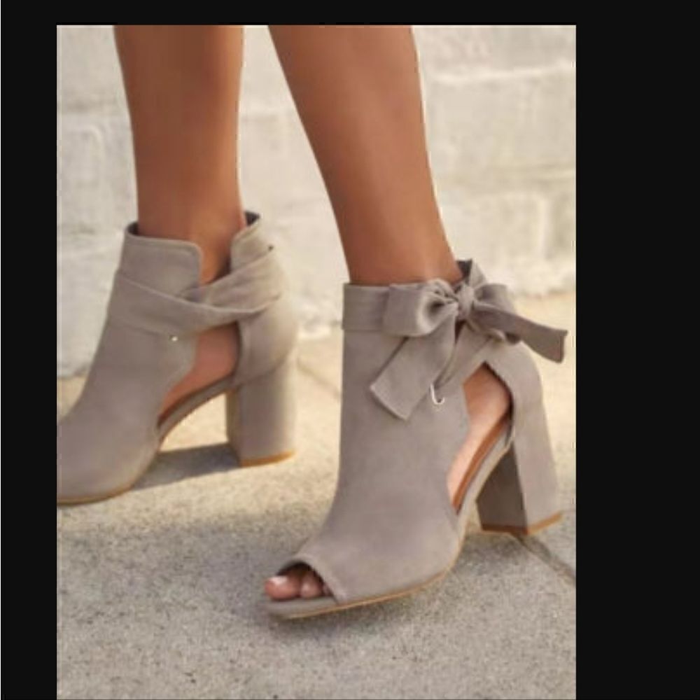 Sweet Bow Lace-Up Chunky Heels